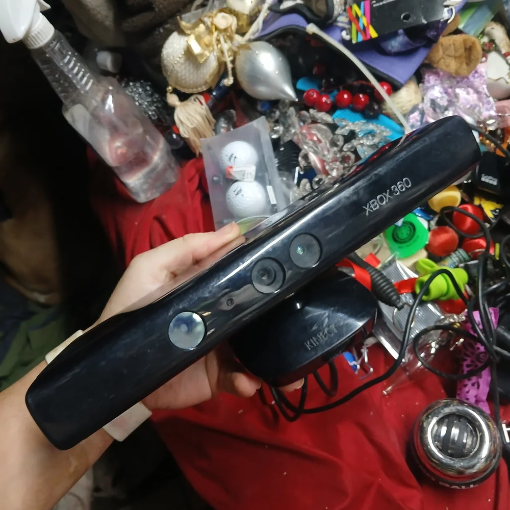 Microsoft Kinect sensor for the Xbox 360 console.